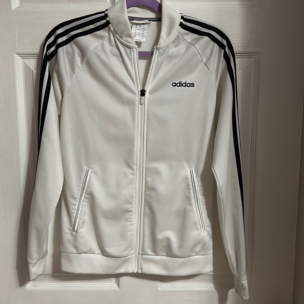 Adidas 3 strap tracker jacket LIKE NEW